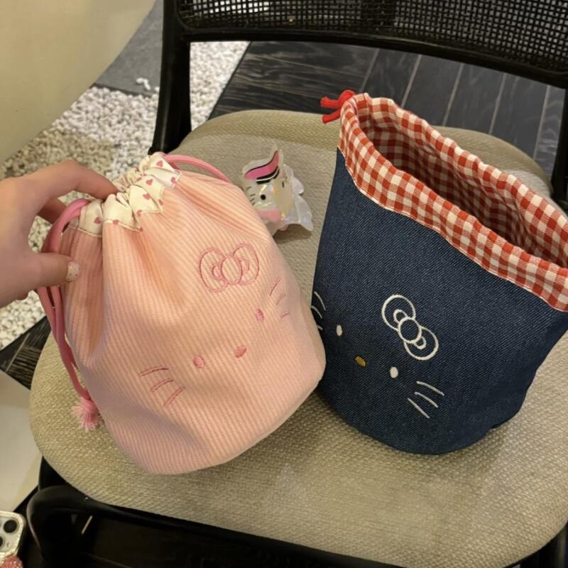 Sanrio Hello Kitty Portable Co - My Beauty Makeup Set recensione e prezzo