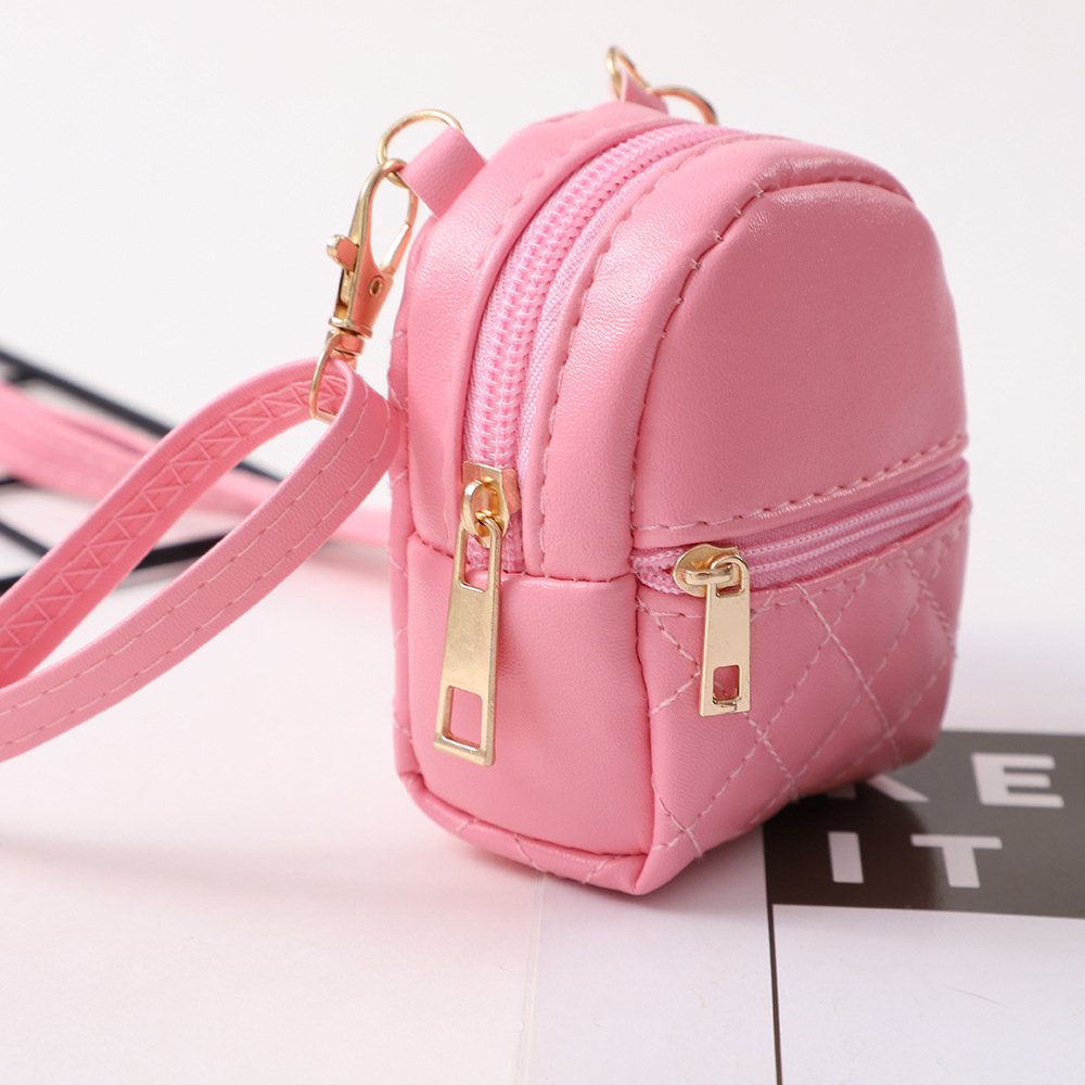New Mini Backpack Keychain Cut - Beauty Makeup News recensione e prezzo