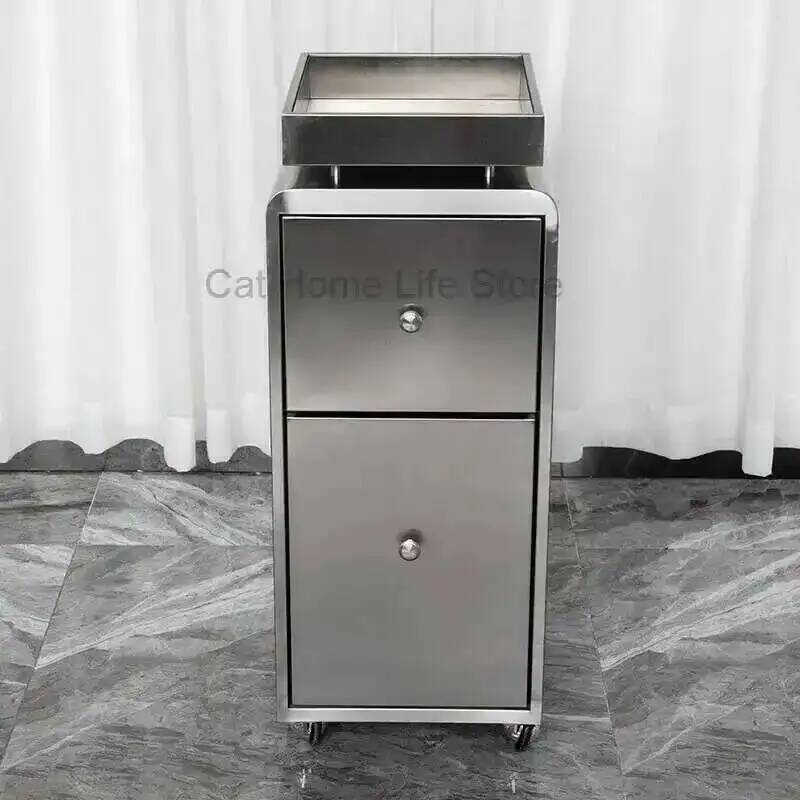 Equipment Hairdresser for Beau - Beauty Without Makeup recensione e prezzo