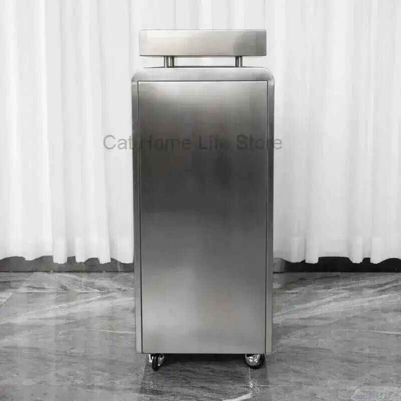 Equipment Hairdresser for Beau - Beauty Without Makeup recensione e prezzo