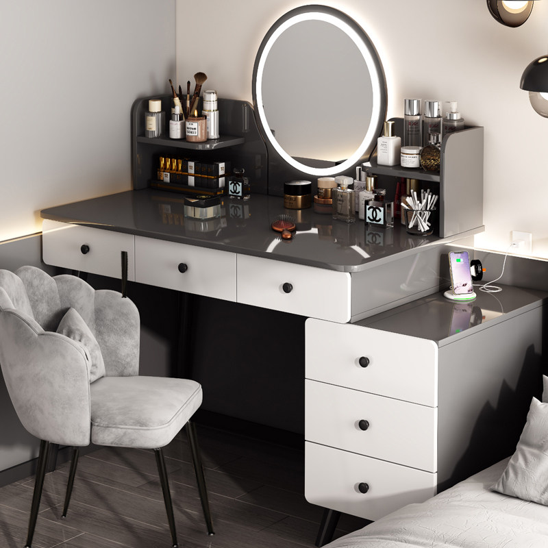 Bedroom Makeup Dressing Table  - Beauty Without Makeup recensione e prezzo