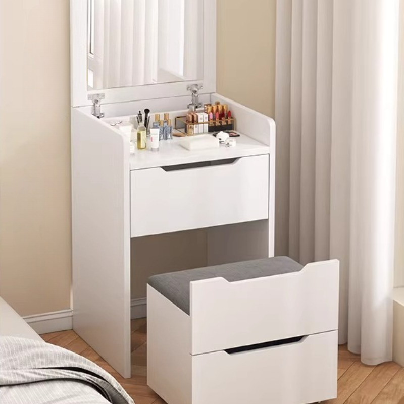 Bedroom Makeup Dressing Table  - Beauty Without Makeup recensione e prezzo