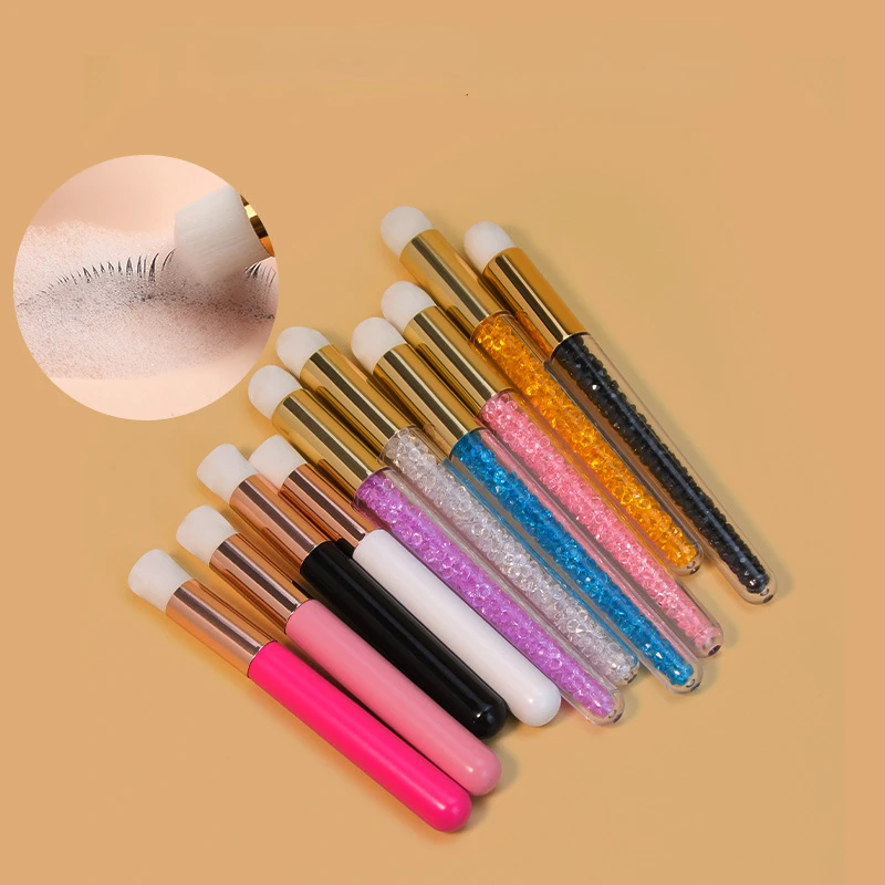 New Crystal Eyelash Cleaning B - Beauty Makeup News recensione e prezzo